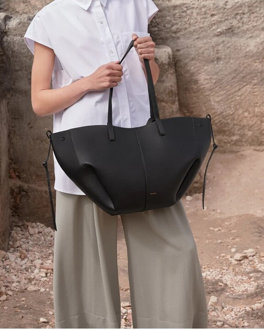 Eloura - Black